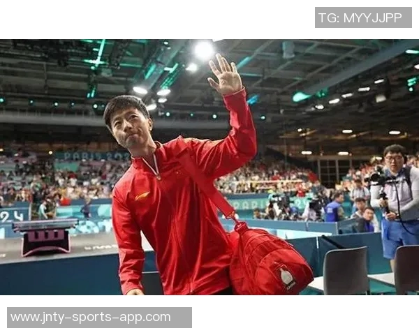 荣耀谢幕昔日绿茵巨星退役开启人生全新传奇篇章